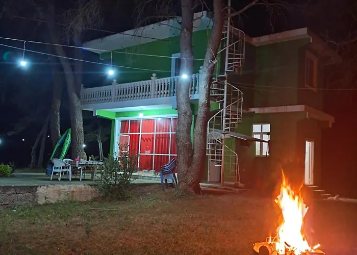 Vjosa River Darezeze e Re